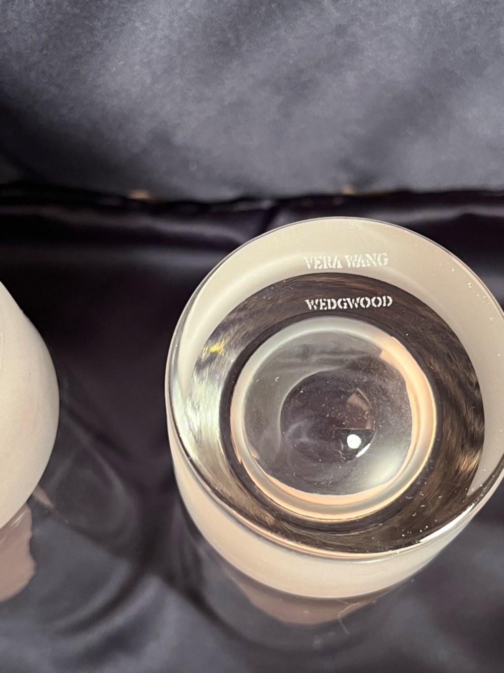 VERA WANG WEDGEWOOD set of 2 Glasses (Gorgeous)no box - Picture 2 of 9